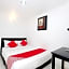 OYO 711 Tawaquf Inn