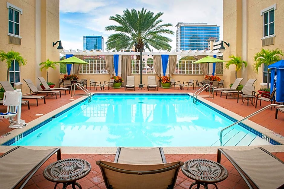 Hampton Inn By Hilton & Suites St. Petersburg/Downtown