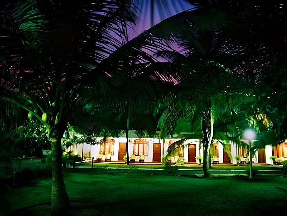 Hotel Lagoon Paradise