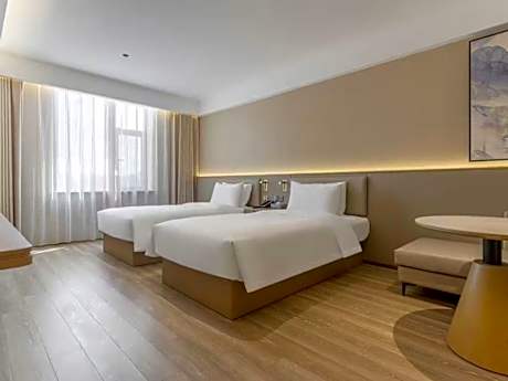 WH - Deluxe Room Twin