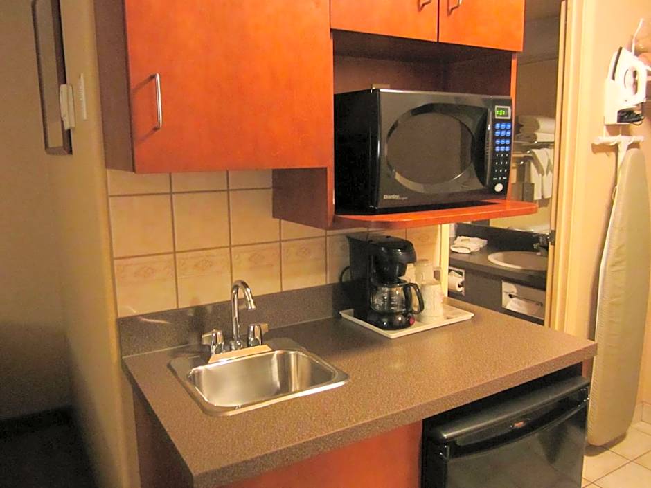 Super 8 by Wyndham Fort St. John BC