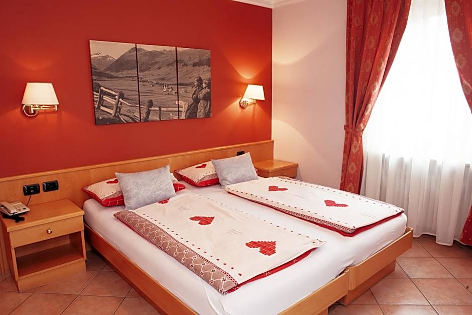 Hotel Garni Rin Da Rin