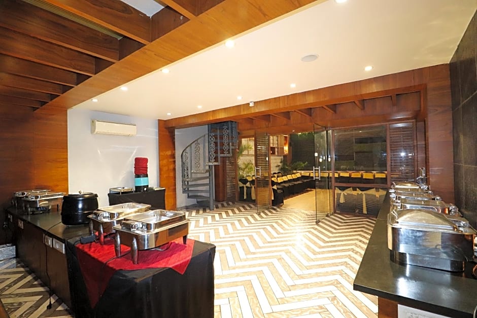 HOTEL RAJHANS REGENT, BHOPAL