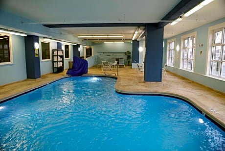 Baymont by Wyndham Rockford