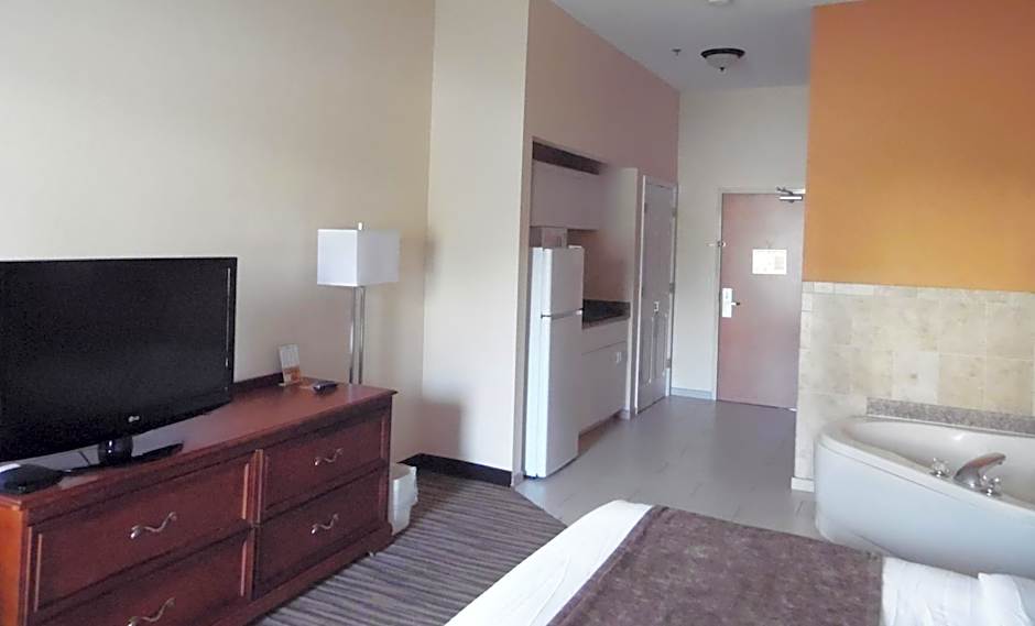 Baymont by Wyndham Augusta Riverwatch