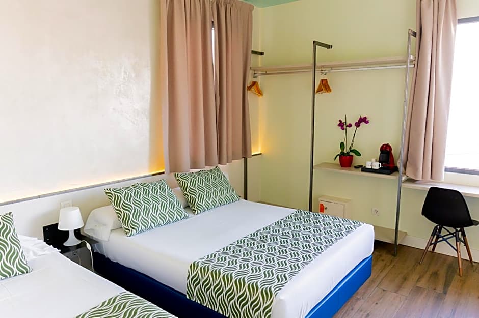 Hostal Charlotte-Gran Vía