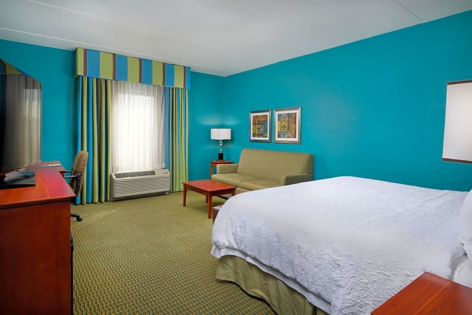 Hampton Inn Bermuda Run / Advance