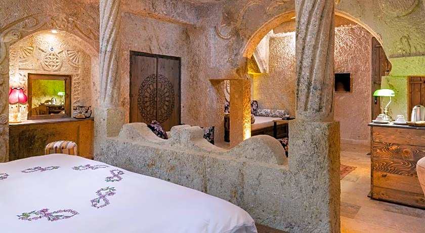 Kayata Cave Suites