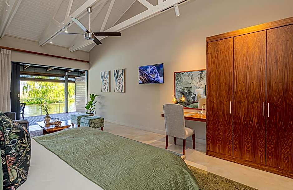 Ladybird Boutique Hotel at Kanonkop Operated by Touch Down Africa