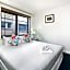 City Edge East Melbourne Apartment Hotel
