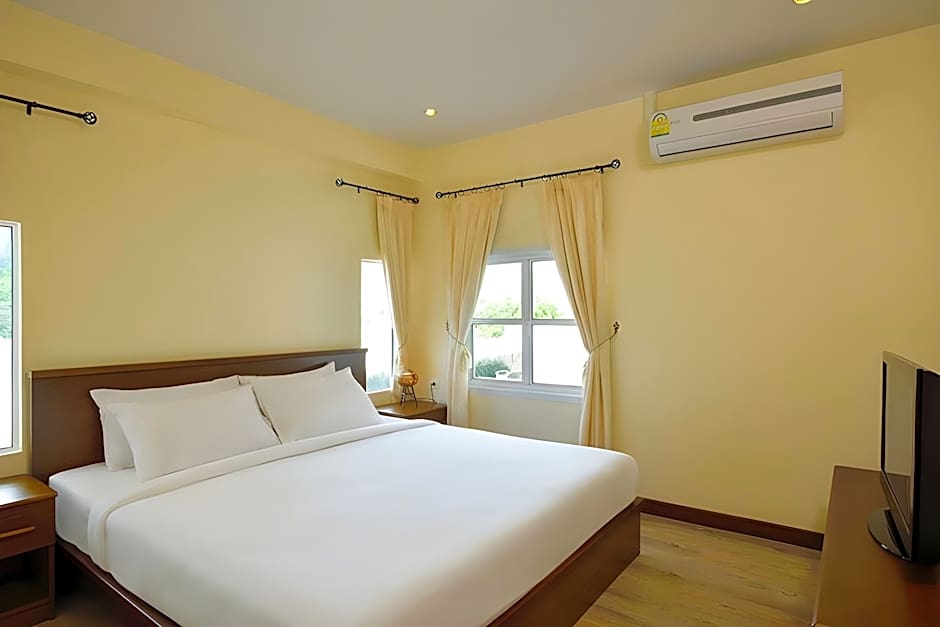 Talay Hotel & Villa