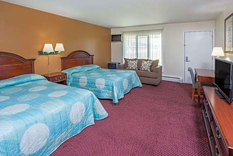 Accessible Two Queen Beds