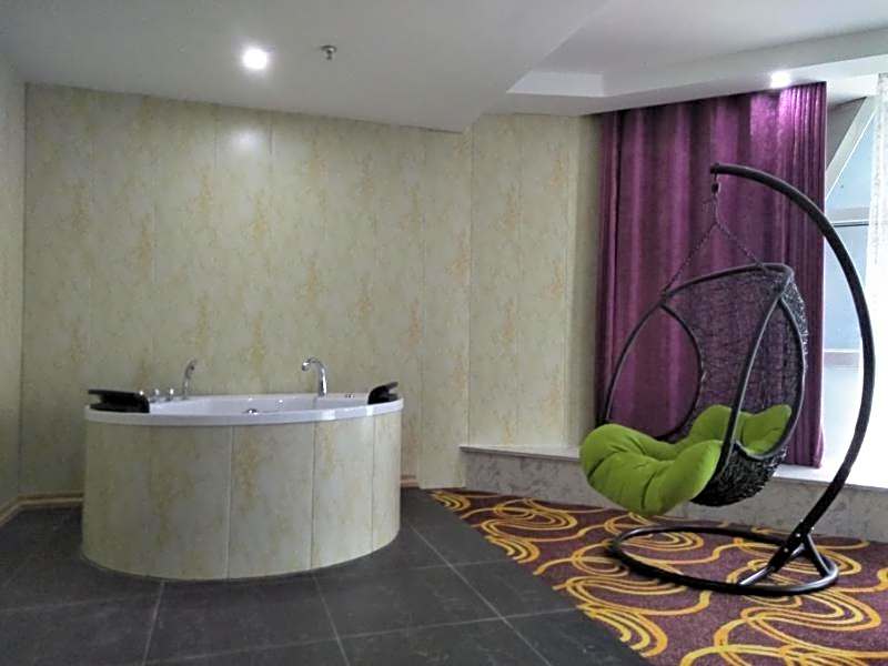 GreenTree Alliance Bengbu Railway Station Hotel