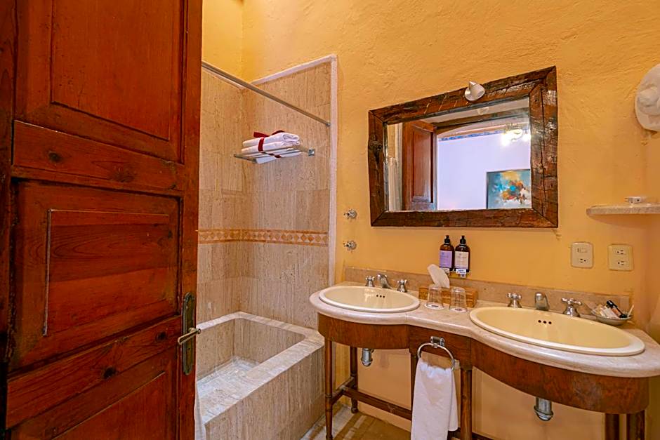 Hacienda Sepulveda Hotel & Spa