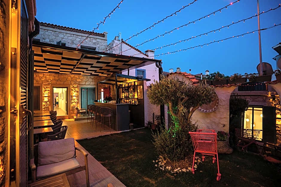 The Comelly Alaçatı