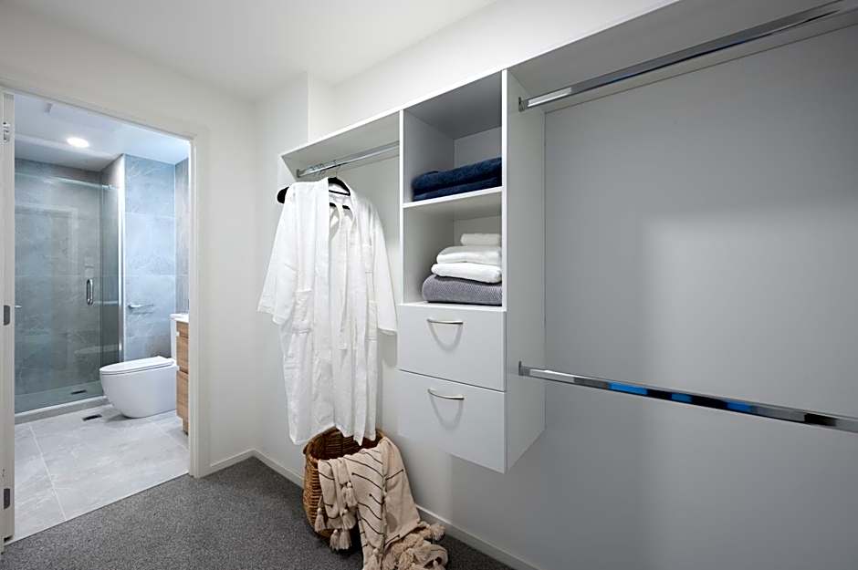 Sunrise Garden Suites