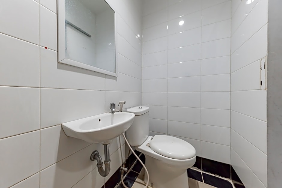 RedDoorz @ Pelajar Pejuang 3