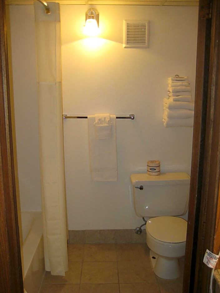 Bumbleberry Inn