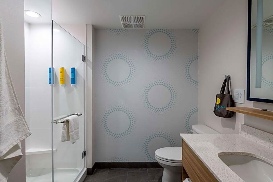 Tru by Hilton Fayetteville Fort Bragg