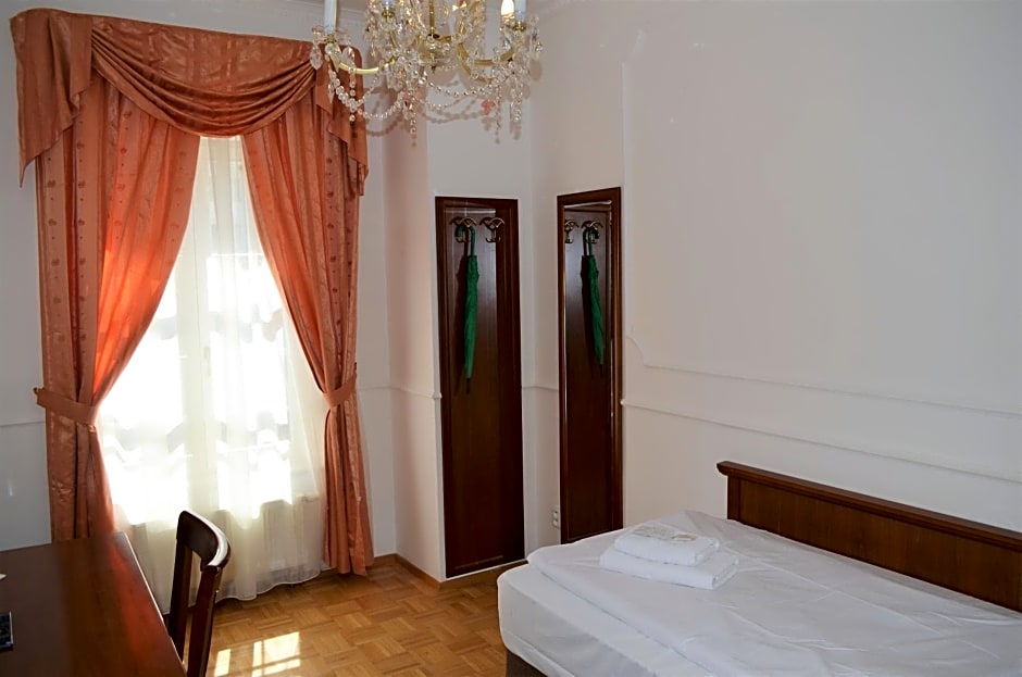 Hotel Renesance Krasna Kralovna