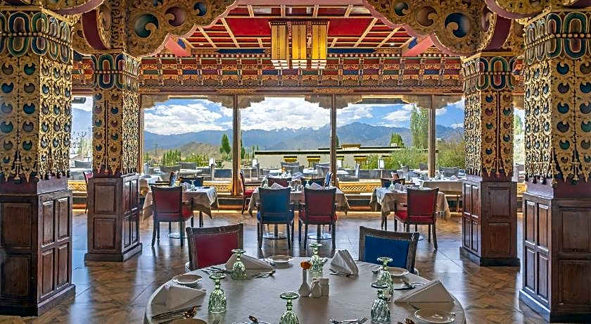 The Grand Dragon Hotel