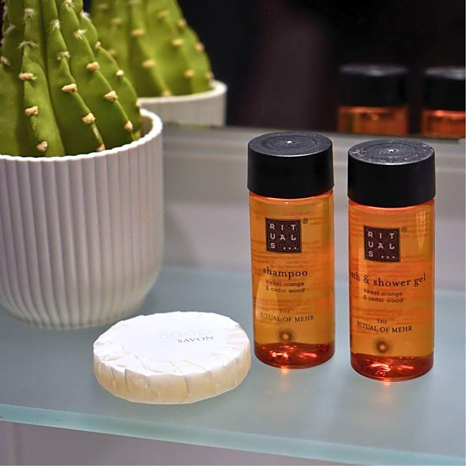 Original Domino House