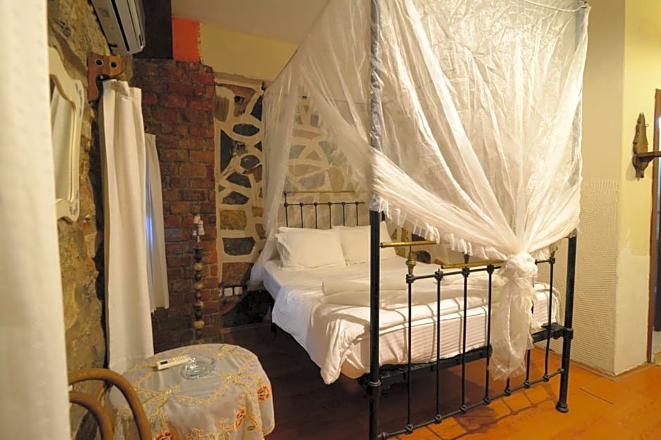 Otel Yorgo Seferis