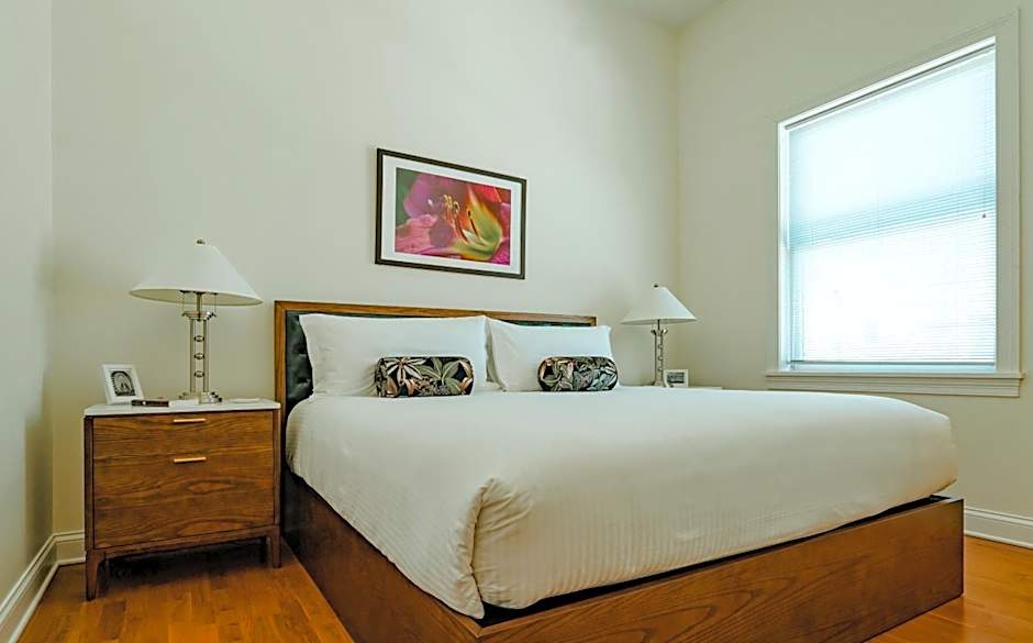 The Guesthouse Hotel