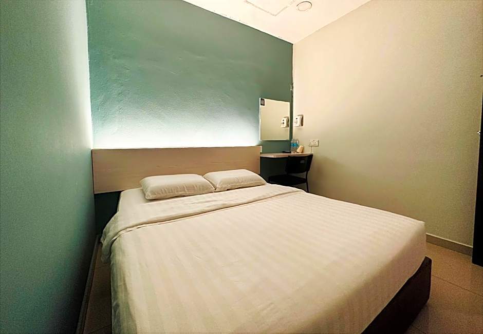 De UPTOWN Hotel @ SS2