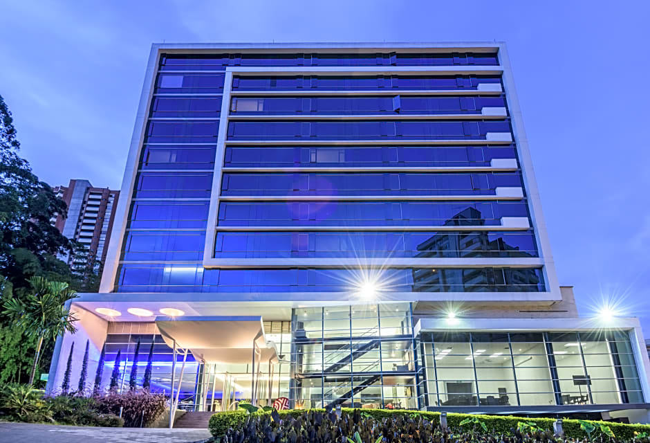 NH Collection Medellin Royal