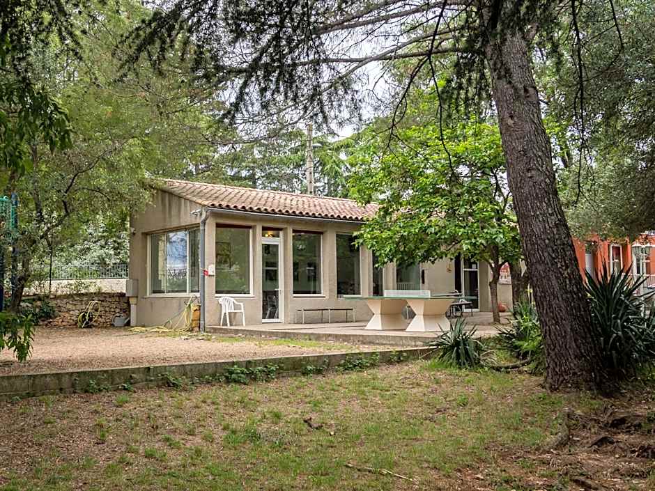 Auberge de Jeunesse HI Nîmes