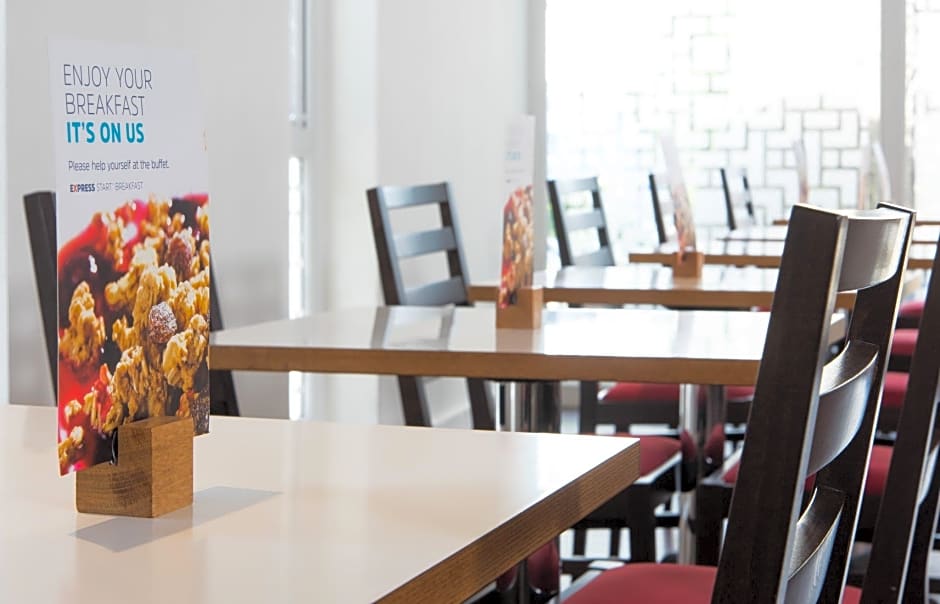 Holiday Inn Express London - Vauxhall Nine Elms By IHG