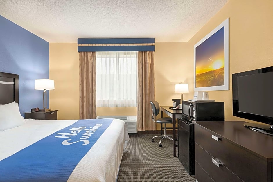Days Inn by Wyndham Auburn/Finger Lakes Region