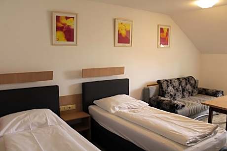 Studio Apartment - Twin Room without Balcony