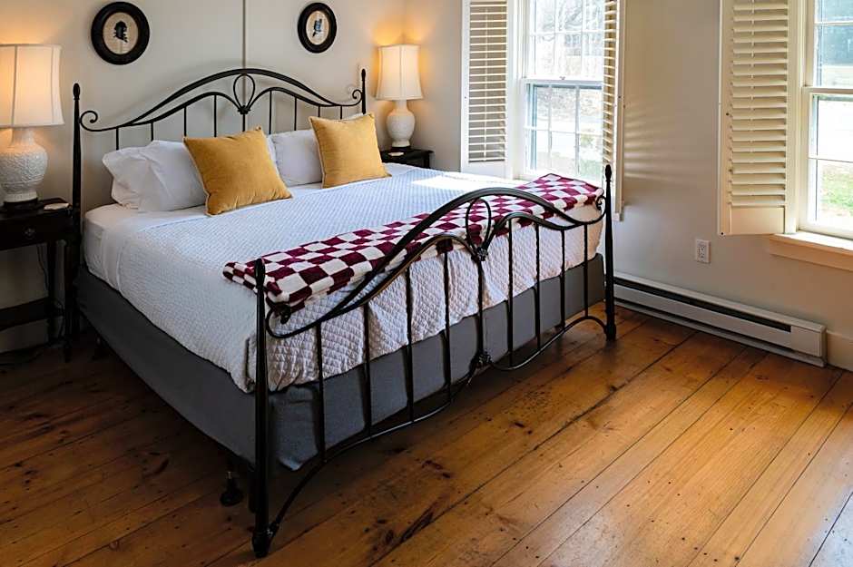 The Historic General Stanton Inn