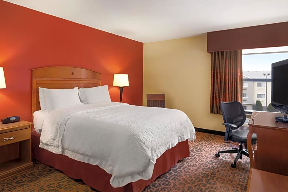Hampton Inn Wichita-East