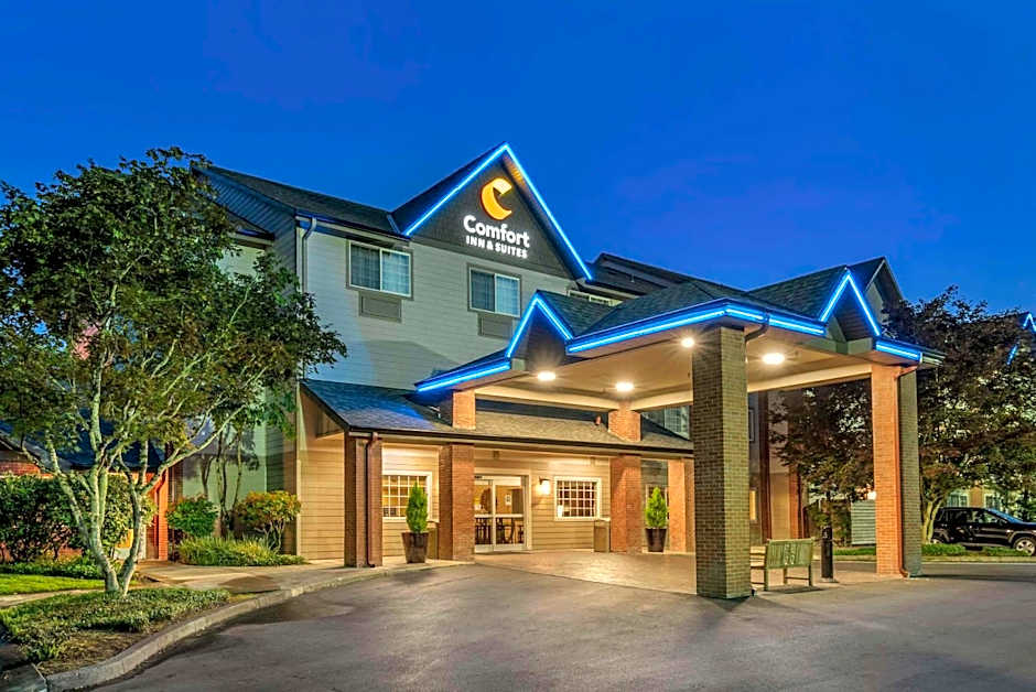 Comfort Inn & Suites Tualatin Lake Oswego South