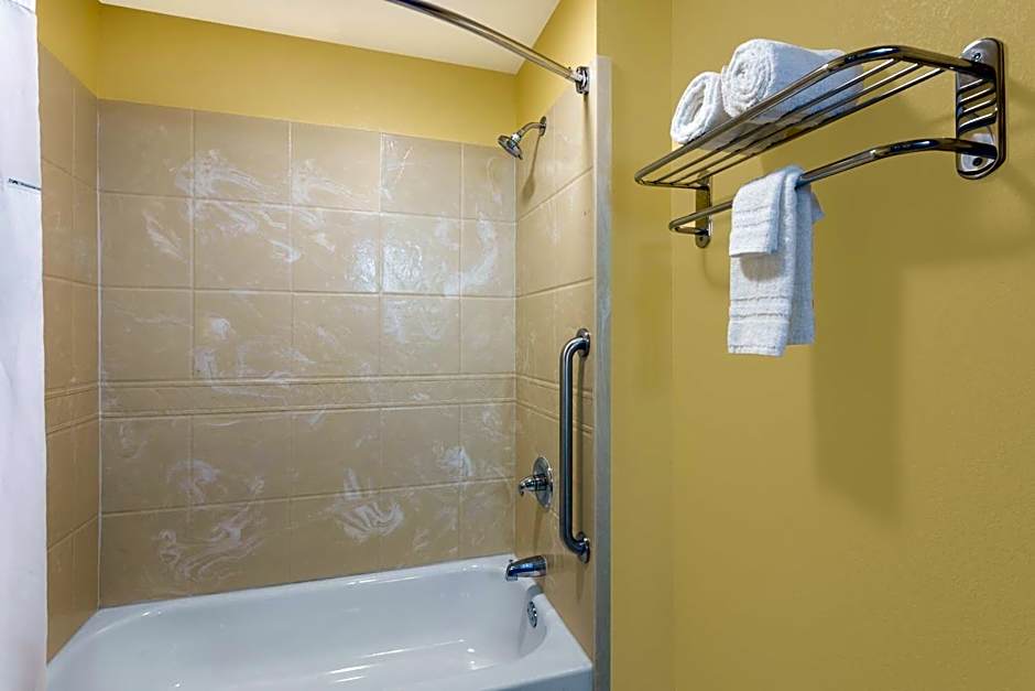 Days Inn by Wyndham New Orleans Pontchartrain