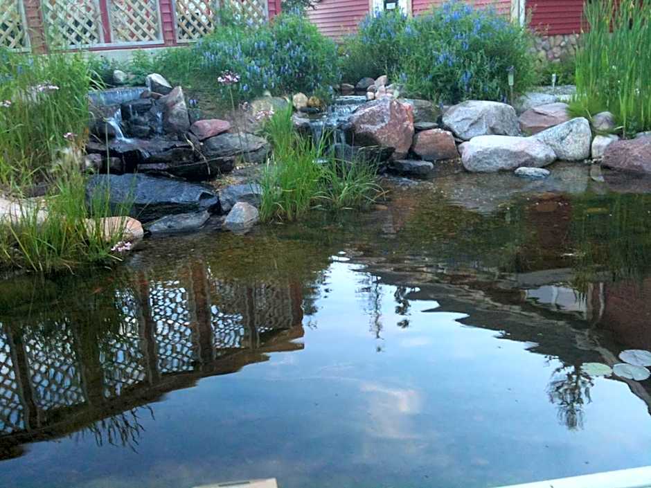 Village Creek Country Inn