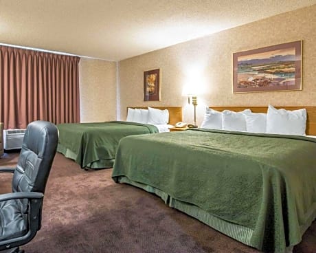 Accessible Room, 2 Queen Beds, Roll-In Shower, Non Smoking