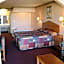 Garden Inn & Suites