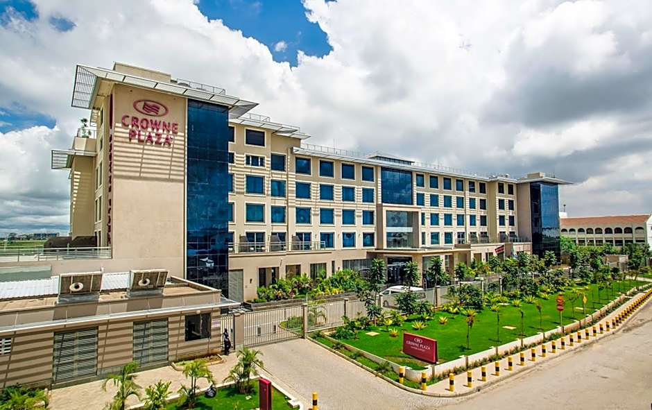 Crowne Plaza Nairobi Airport by IHG
