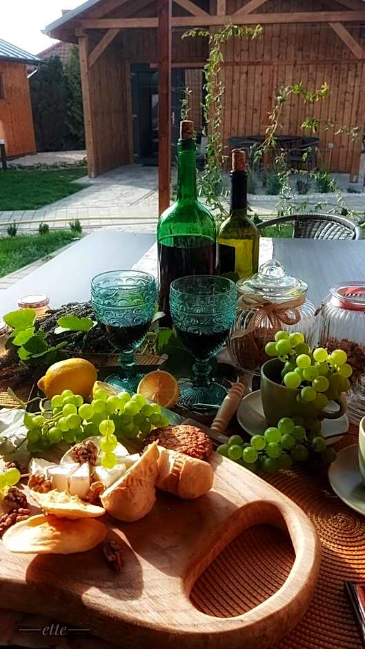 Kwitnące Jabłonie. Całoroczne Domki Wypoczynkowe