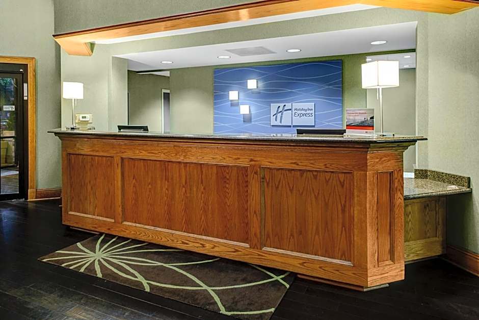Holiday Inn Express Hotel & Suites Atlanta Buckhead By IHG