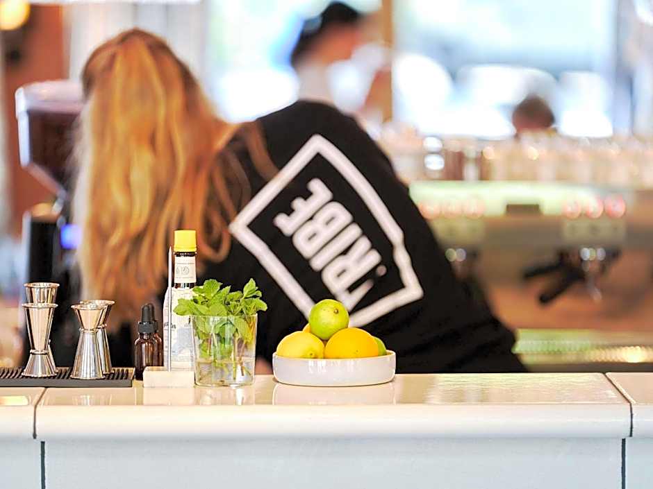 TRIBE Paris Clichy