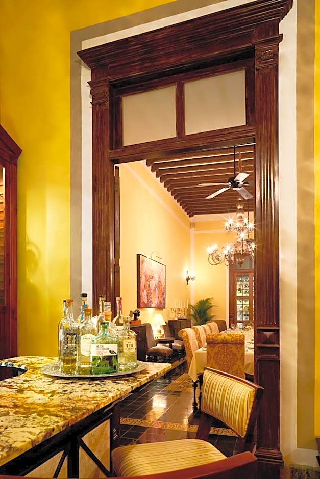 Casa Lecanda Boutique Hotel