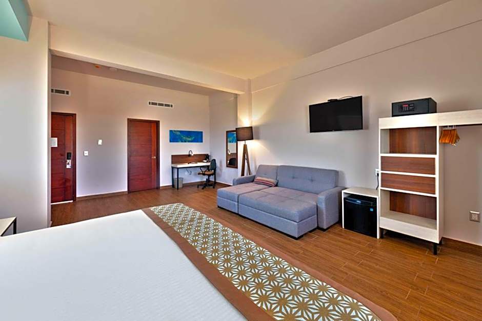 Comfort Inn & Suites Los Cabos