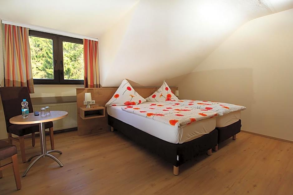 Waldhotel Albachmühle mit Albacher Stuben