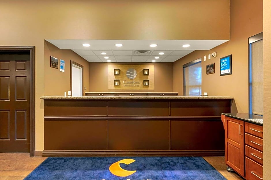 Comfort Inn & Suites Fayetteville-University Area