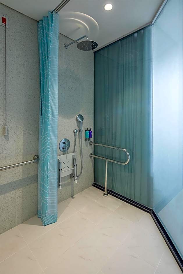 Tru by Hilton Lang Son City Centre